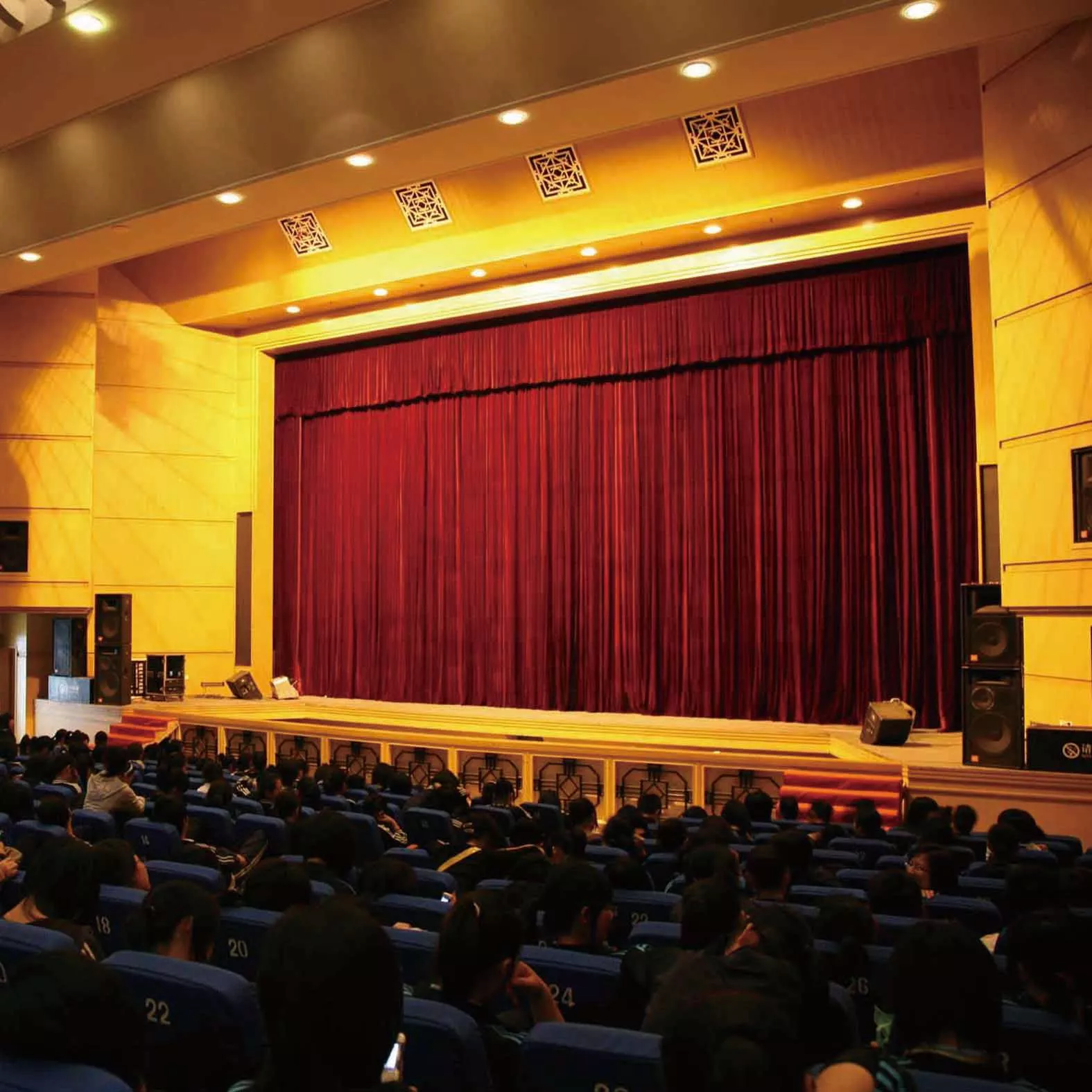 广西民族大学
